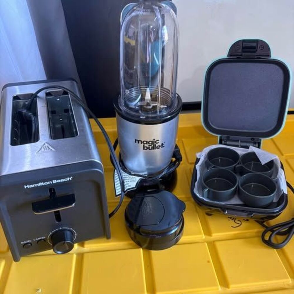 Kitchen bundle - Picture 2 of 2